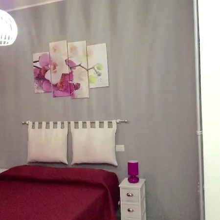 Bed and breakfast Like Family House 4*