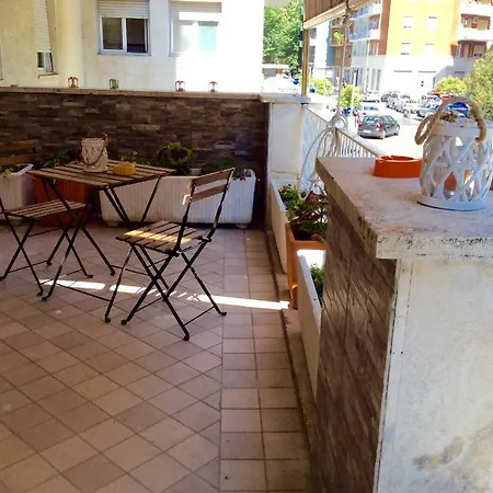Like Family House Bed & Breakfast 3*