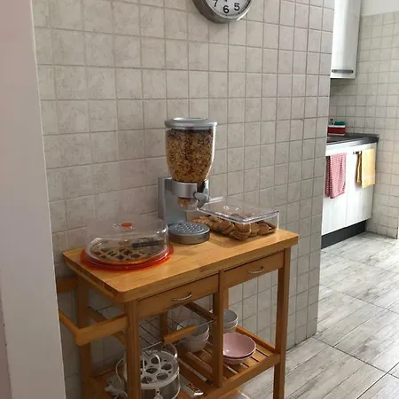 Like Family House Bed & Breakfast 3*